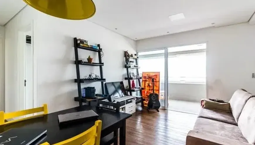 Foto 1 de Apartamento com 2 Quartos à venda, 67m² em Água Branca, São Paulo