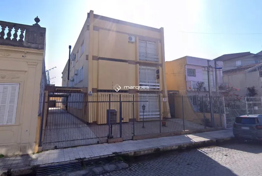 Foto 1 de Apartamento com 3 Quartos à venda, 130m² em Centro, Pelotas
