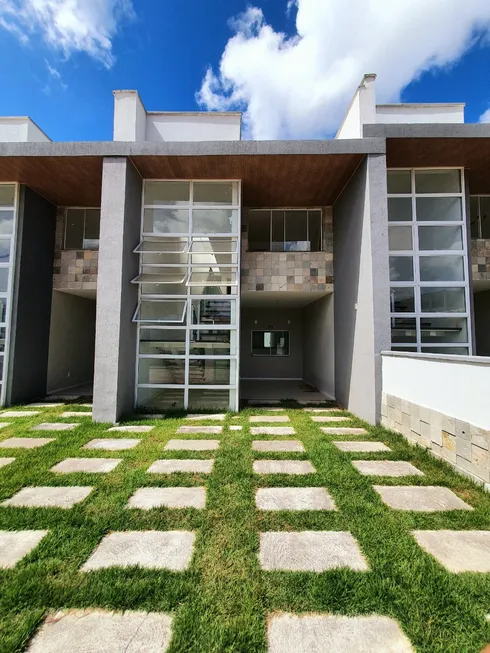 Foto 1 de Casa de Condomínio com 4 Quartos à venda, 149m² em Pedras, Eusébio