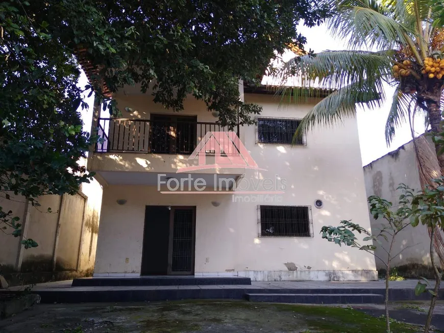 Foto 1 de Casa com 9 Quartos à venda, 242m² em Campo Grande, Rio de Janeiro