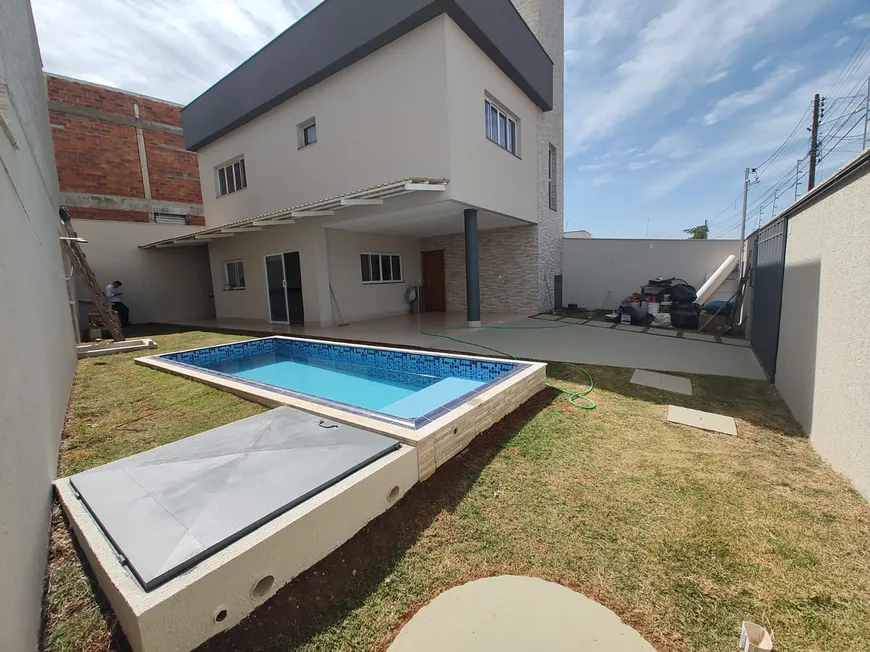 Foto 1 de Sobrado com 3 Quartos à venda, 140m² em Jardim Helvécia, Aparecida de Goiânia