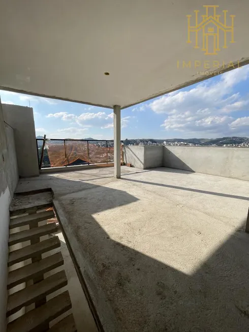 Foto 1 de Cobertura com 3 Quartos à venda, 200m² em Morro da Glória, Juiz de Fora