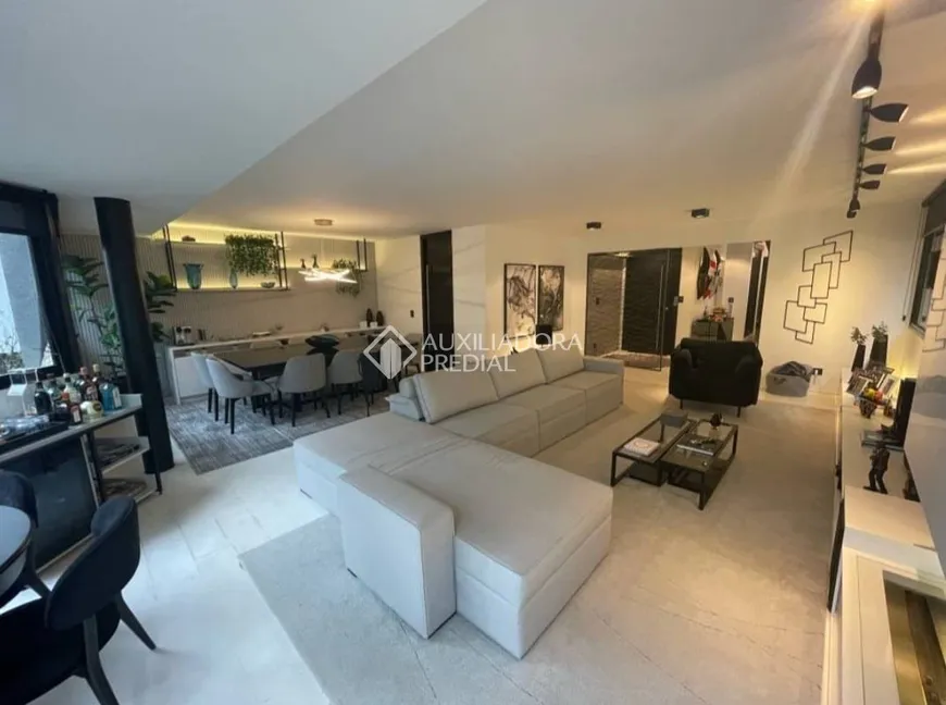 Foto 1 de Apartamento com 4 Quartos à venda, 247m² em Aclimação, São Paulo