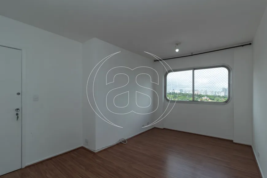 Foto 1 de Apartamento com 2 Quartos para alugar, 50m² em Campo Belo, São Paulo