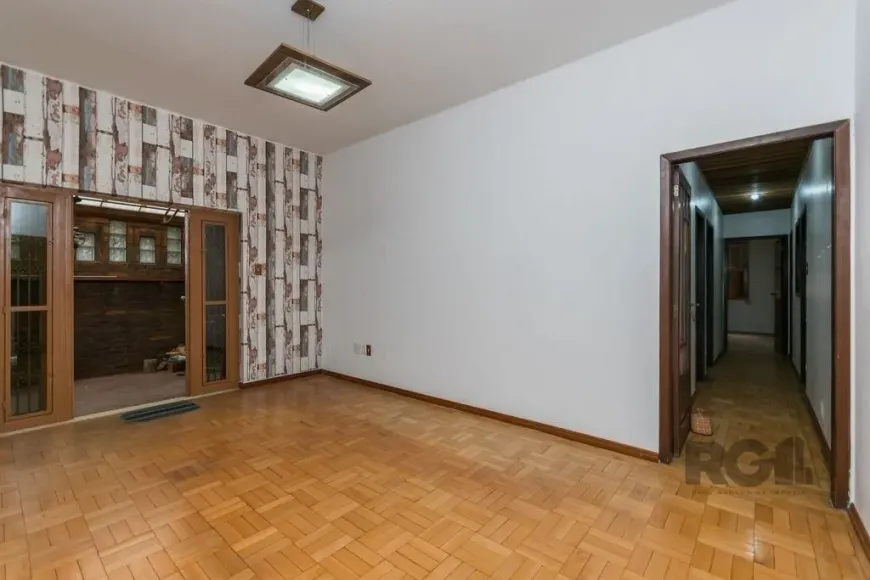 Foto 1 de Casa com 3 Quartos à venda, 151m² em Auxiliadora, Porto Alegre