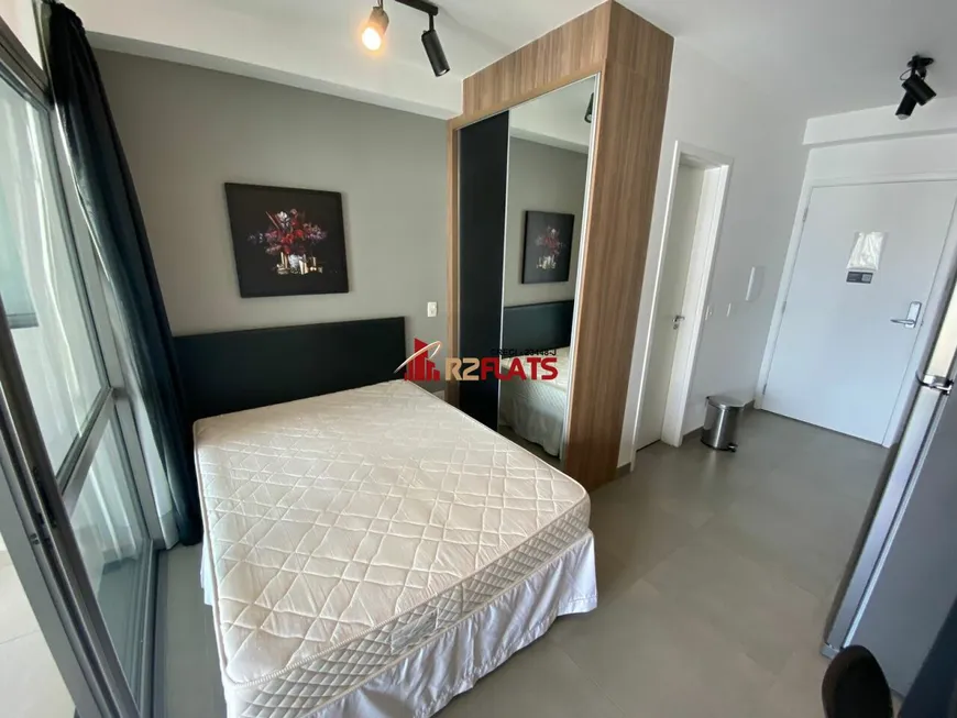 Foto 1 de Flat com 1 Quarto para alugar, 30m² em Vila Cordeiro, São Paulo