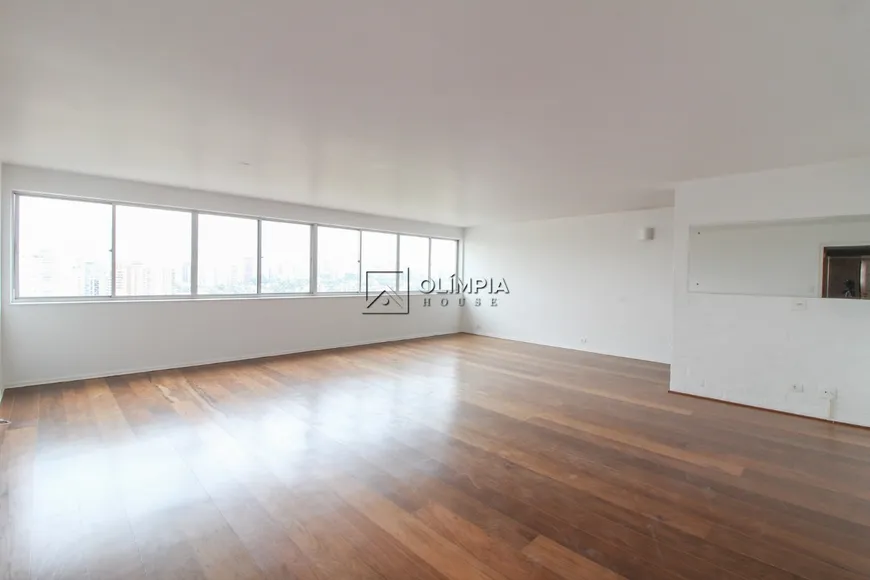 Foto 1 de Apartamento com 4 Quartos para alugar, 240m² em Perdizes, São Paulo