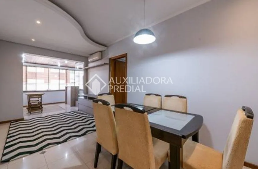 Foto 1 de Apartamento com 3 Quartos à venda, 94m² em Jardim Lindóia, Porto Alegre