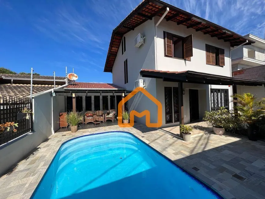 Foto 1 de Casa com 3 Quartos à venda, 250m² em Glória, Joinville