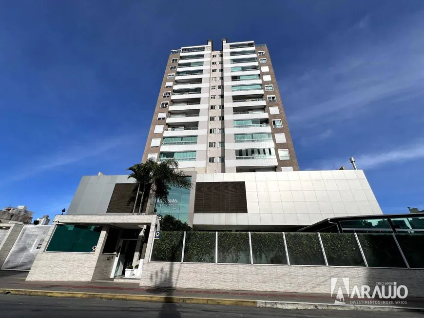 Foto 1 de Apartamento com 3 Quartos à venda, 173m² em Vila Operaria, Itajaí