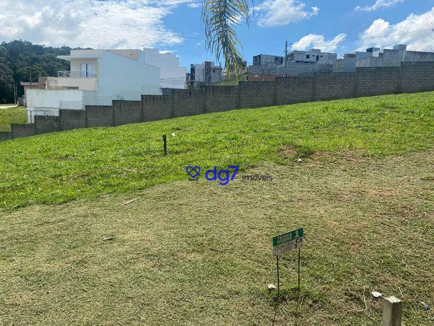 Foto 1 de Lote/Terreno à venda, 695m² em Centro, Cotia