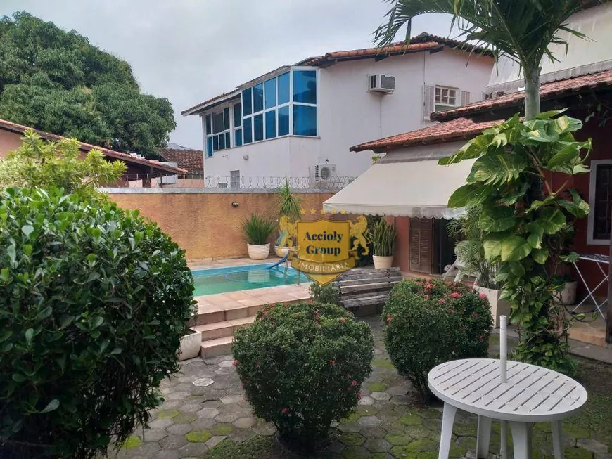 Foto 1 de Casa com 3 Quartos à venda, 300m² em Piratininga, Niterói