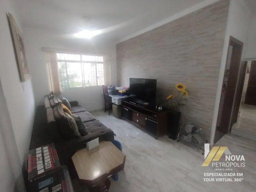 Foto 1 de Casa com 2 Quartos à venda, 154m² em Baeta Neves, São Bernardo do Campo