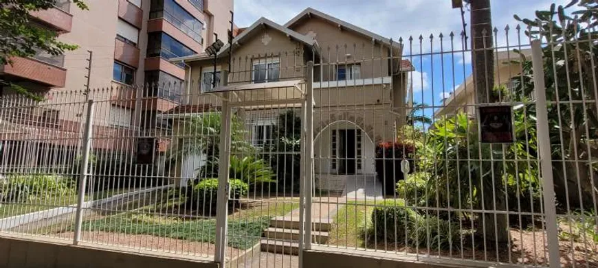 Foto 1 de Casa com 3 Quartos à venda, 277m² em Petrópolis, Porto Alegre