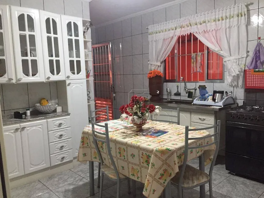 Foto 1 de Sobrado com 5 Quartos à venda, 150m² em Parque Novo Oratorio, Santo André