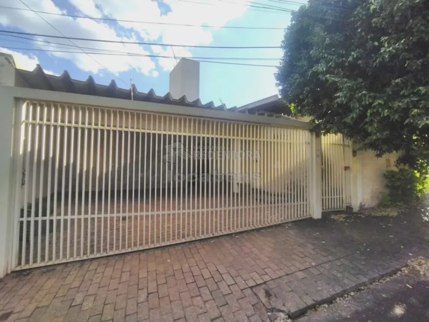 Foto 1 de Sobrado com 5 Quartos à venda, 395m² em Vila Nossa Senhora Aparecida, São José do Rio Preto