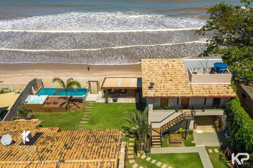 Foto 1 de Casa com 10 Quartos à venda, 800m² em Santa Monica, Guarapari