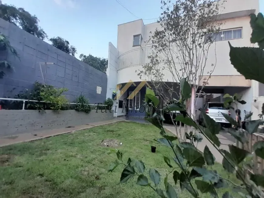 Foto 1 de Sobrado com 3 Quartos à venda, 250m² em Cidade Aracy, São Carlos