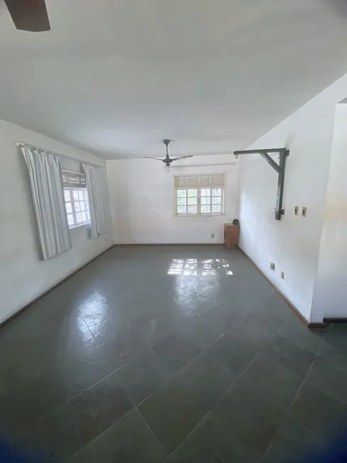 Foto 1 de Casa com 2 Quartos à venda, 10m² em Bangu, Rio de Janeiro