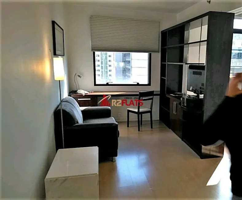 Foto 1 de Flat com 1 Quarto à venda, 37m² em Itaim Bibi, São Paulo