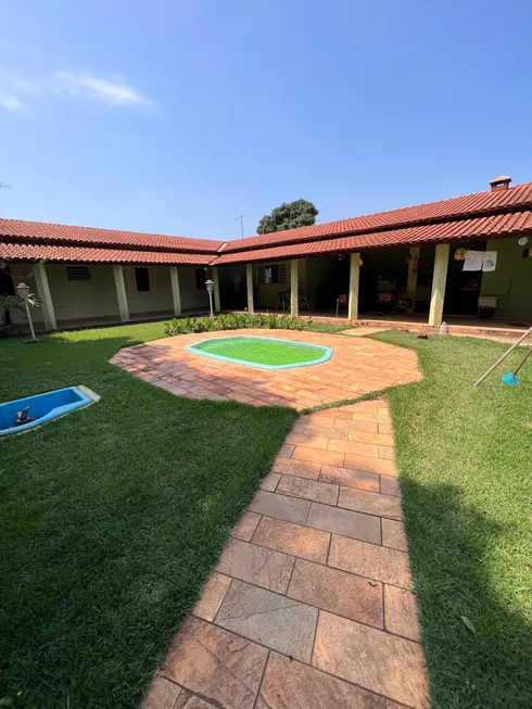 Foto 1 de Fazenda/Sítio com 3 Quartos à venda, 200m² em Chácaras Sol Nascente, Mogi Mirim