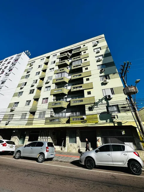 Foto 1 de Apartamento com 2 Quartos à venda, 70m² em Comerciario, Criciúma