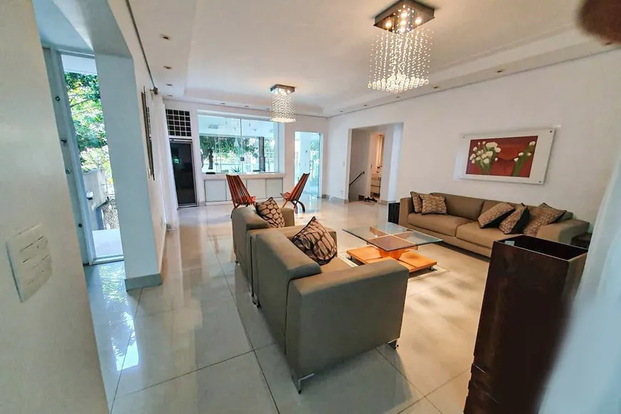 Foto 1 de Casa com 4 Quartos à venda, 660m² em São Bento, Belo Horizonte