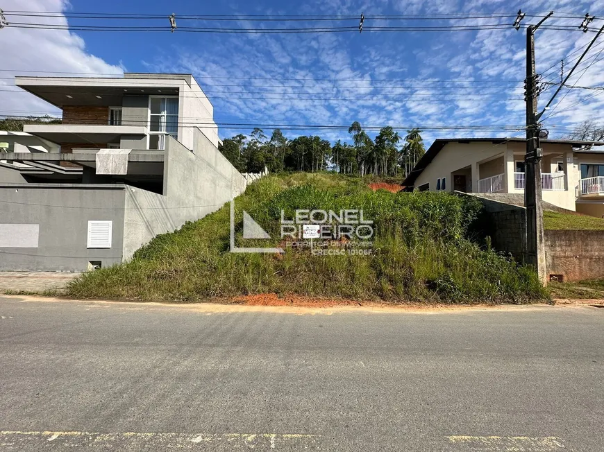 Foto 1 de Lote/Terreno à venda, 617m² em Das Nacoes, Timbó
