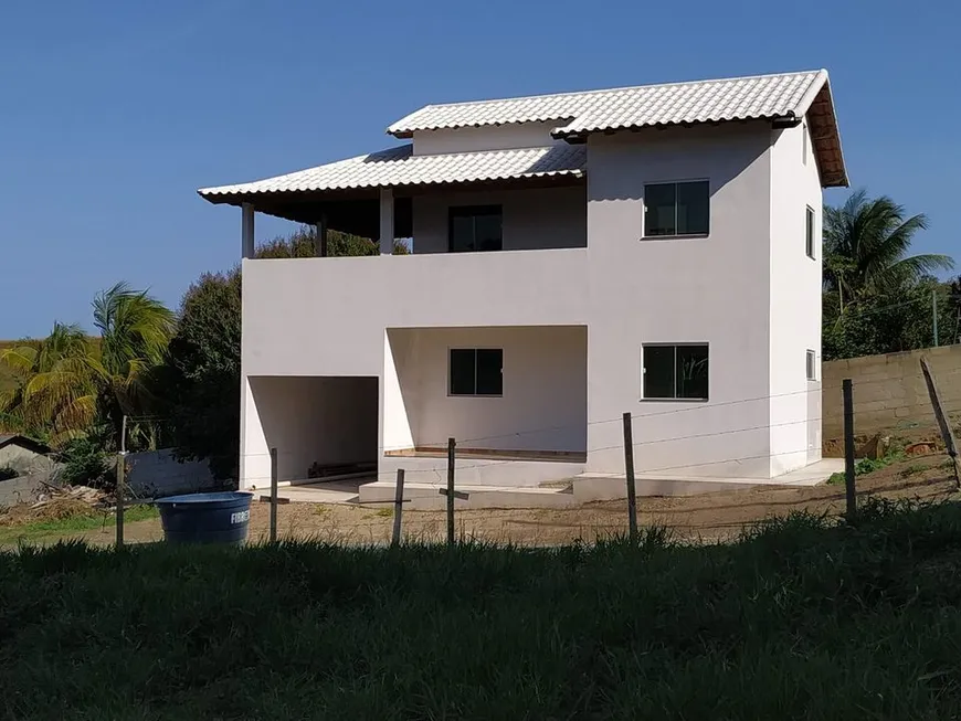 Foto 1 de Casa com 3 Quartos à venda, 1500m² em Jardim, Saquarema