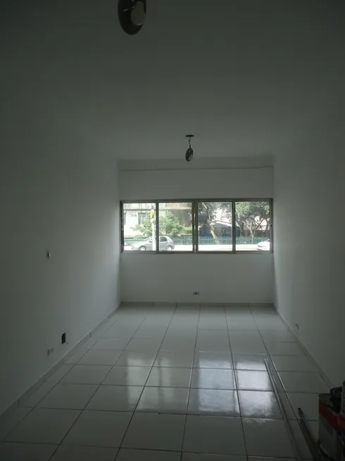 Foto 1 de Kitnet para alugar, 28m² em Santa Cecília, São Paulo