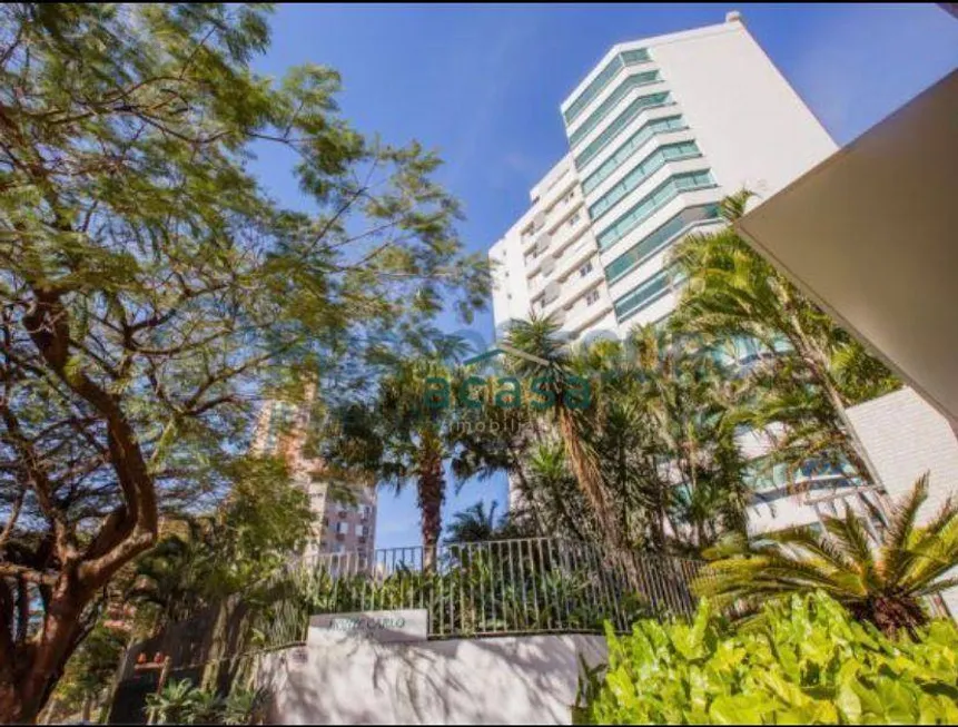 Foto 1 de Apartamento com 4 Quartos à venda, 433m² em Centro, Cascavel