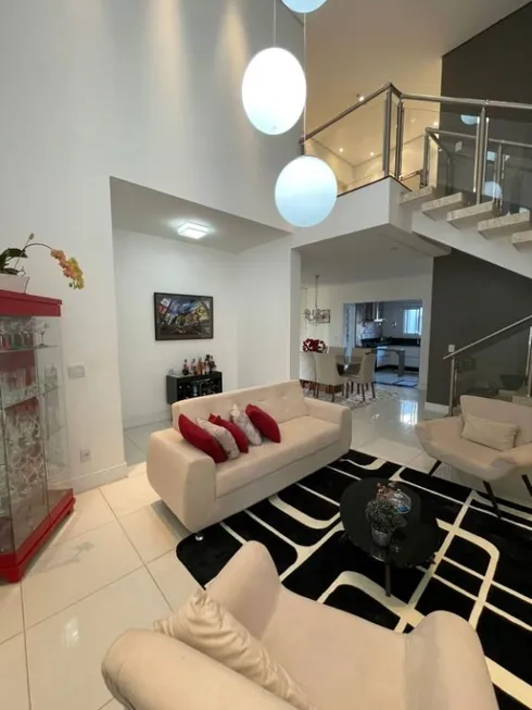 Foto 1 de Casa com 3 Quartos à venda, 300m² em IMIGRANTES, Nova Odessa