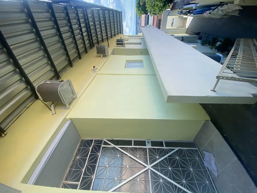 Foto 1 de Casa com 2 Quartos para alugar, 60m² em São José Operário, Manaus
