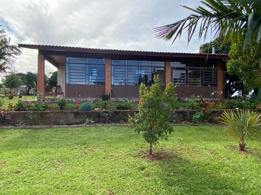 Foto 1 de Fazenda/Sítio com 3 Quartos à venda, 2000m² em Fazenda Fialho, Taquara