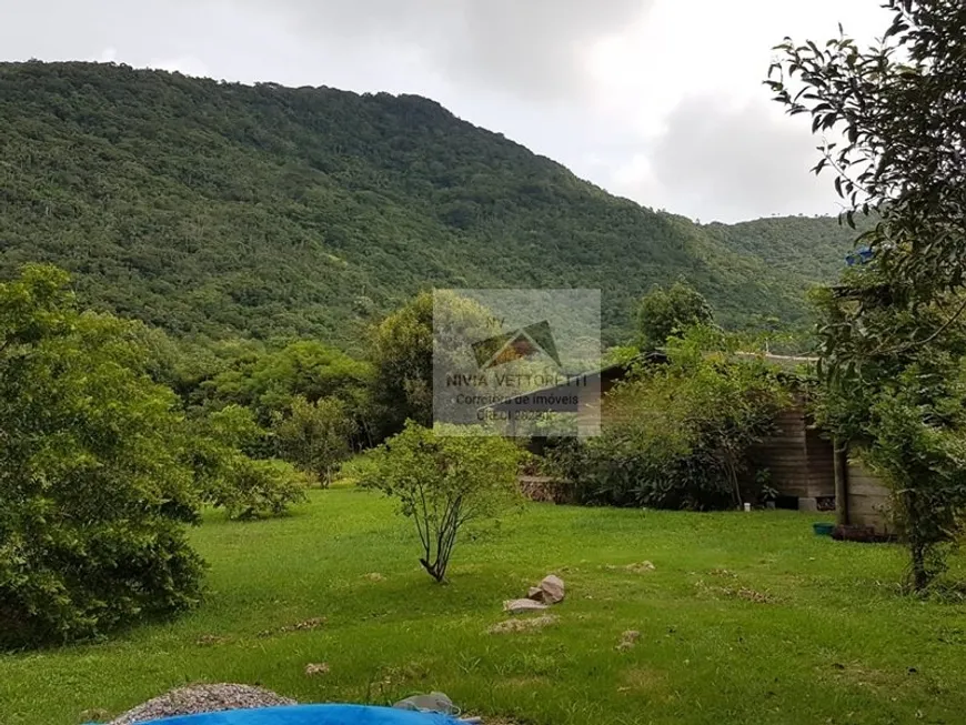 Foto 1 de Lote/Terreno à venda, 76230m² em São João do Rio Vermelho, Florianópolis