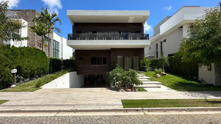 Foto 1 de Casa com 4 Quartos para venda ou aluguel, 420m² em Pires Façanha, Eusébio