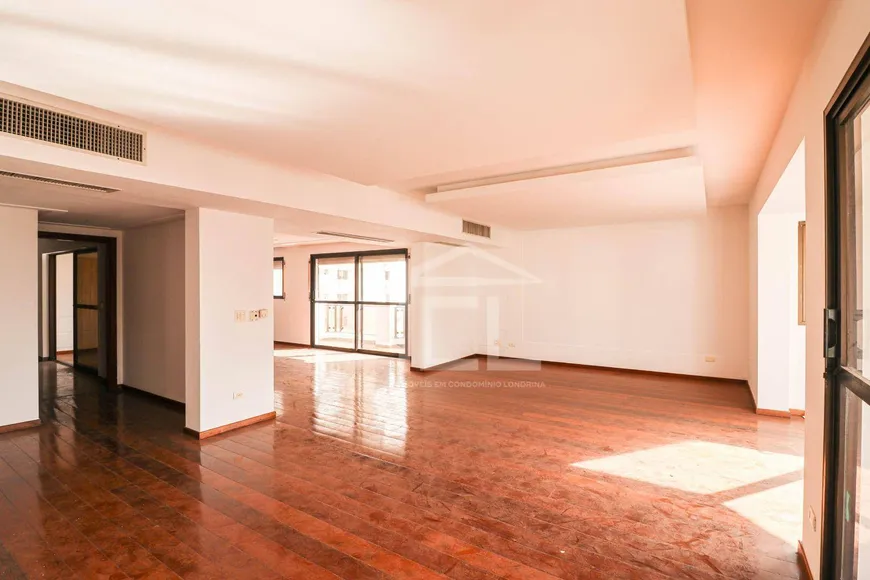 Foto 1 de Apartamento com 3 Quartos para alugar, 300m² em Centro, Londrina