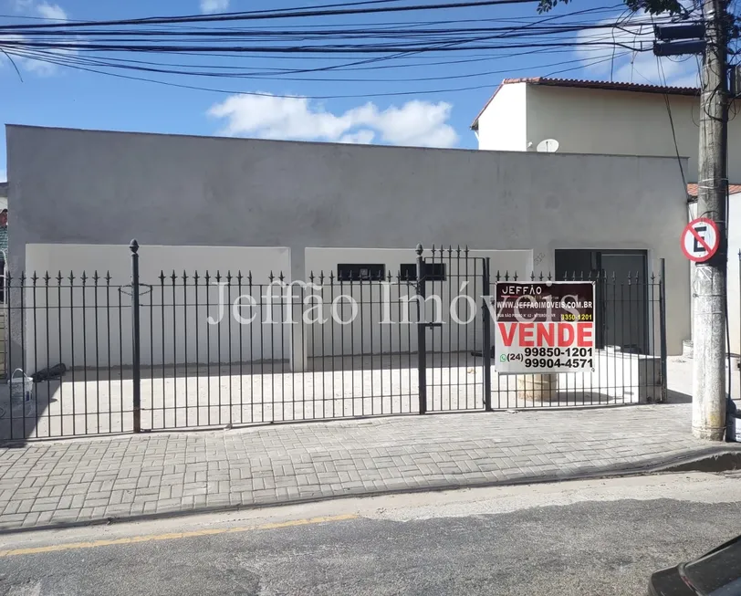 Foto 1 de Ponto Comercial à venda, 280m² em Aterrado, Volta Redonda