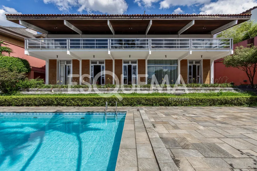 Foto 1 de Casa com 4 Quartos à venda, 492m² em Morumbi, São Paulo