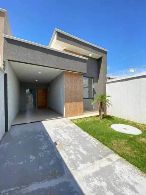 Foto 1 de Casa com 3 Quartos à venda, 182m² em Parque Itatiaia, Aparecida de Goiânia