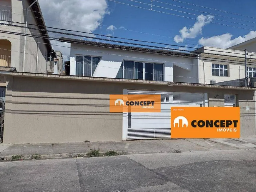 Foto 1 de Casa com 3 Quartos para venda ou aluguel, 230m² em Cezar de Souza, Mogi das Cruzes