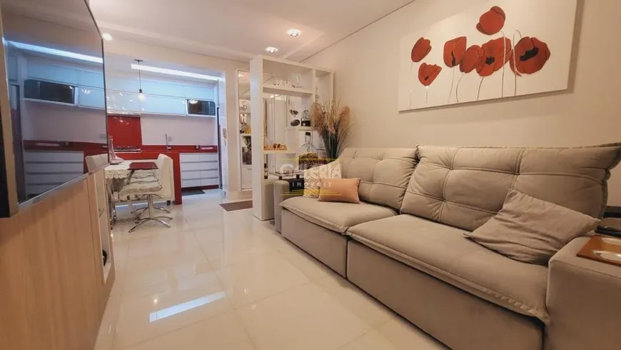 Foto 1 de Apartamento com 1 Quarto à venda, 52m² em Anita Garibaldi, Joinville