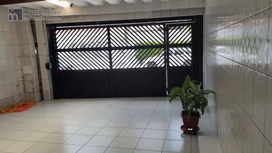 Foto 1 de Casa com 2 Quartos à venda, 132m² em Canto do Forte, Praia Grande