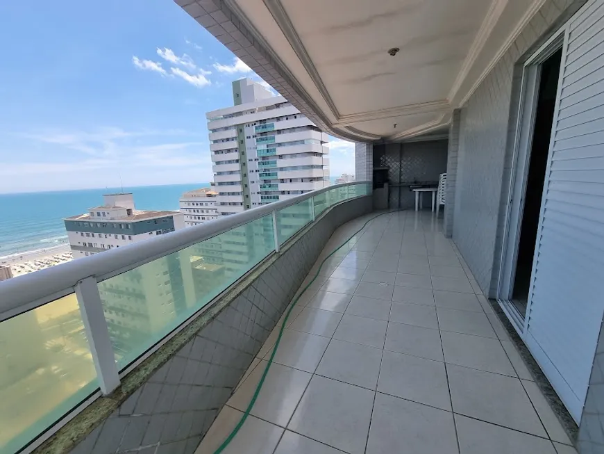 Foto 1 de Apartamento com 3 Quartos à venda, 170m² em Vila Tupi, Praia Grande