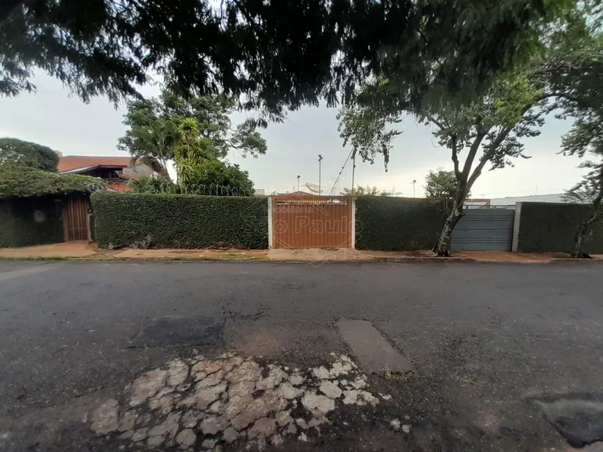 Foto 1 de Casa com 1 Quarto para alugar, 174m² em Centro, Araraquara