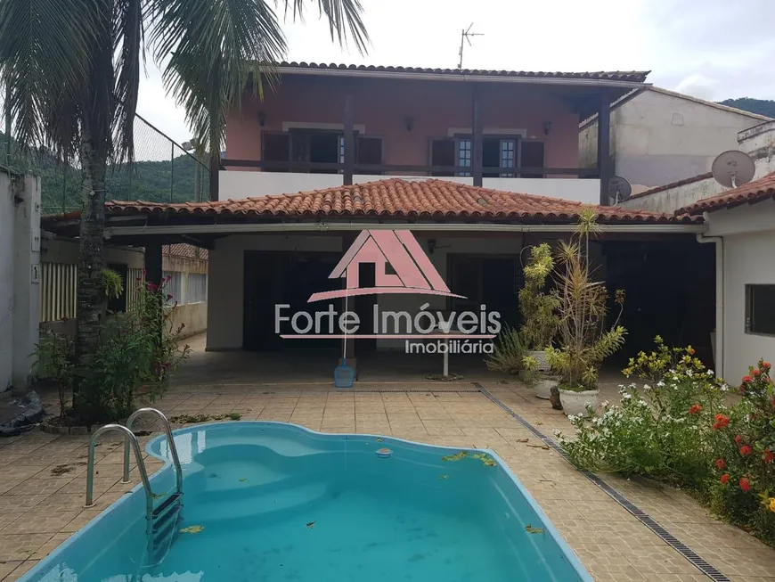 Foto 1 de Casa com 5 Quartos à venda, 103m² em Itacuruça, Mangaratiba
