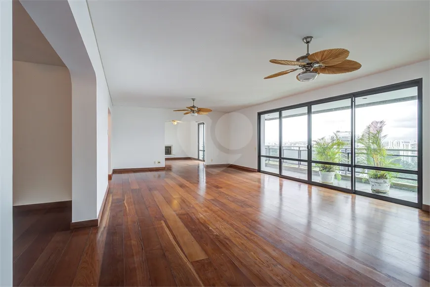 Foto 1 de Apartamento com 4 Quartos para alugar, 337m² em Alto Da Boa Vista, São Paulo