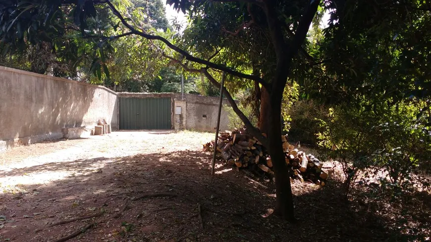 Foto 1 de Lote/Terreno à venda, 1320m² em Braúnas, Belo Horizonte