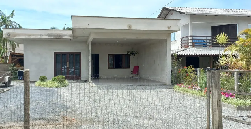 Foto 1 de Casa com 3 Quartos à venda, 105m² em Costeira, Balneário Barra do Sul