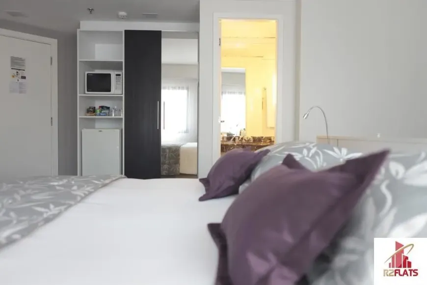 Foto 1 de Flat com 1 Quarto à venda, 32m² em Indianópolis, São Paulo